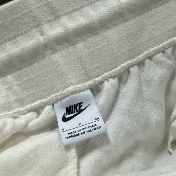 Nike Ivory Textured Jogger Pants size small Everyday All Over Jacquard - Picture 4 of 5